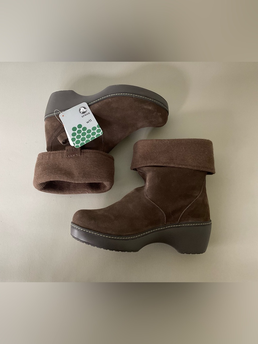 CROCS, NWT, Brown, Comfy, Boots